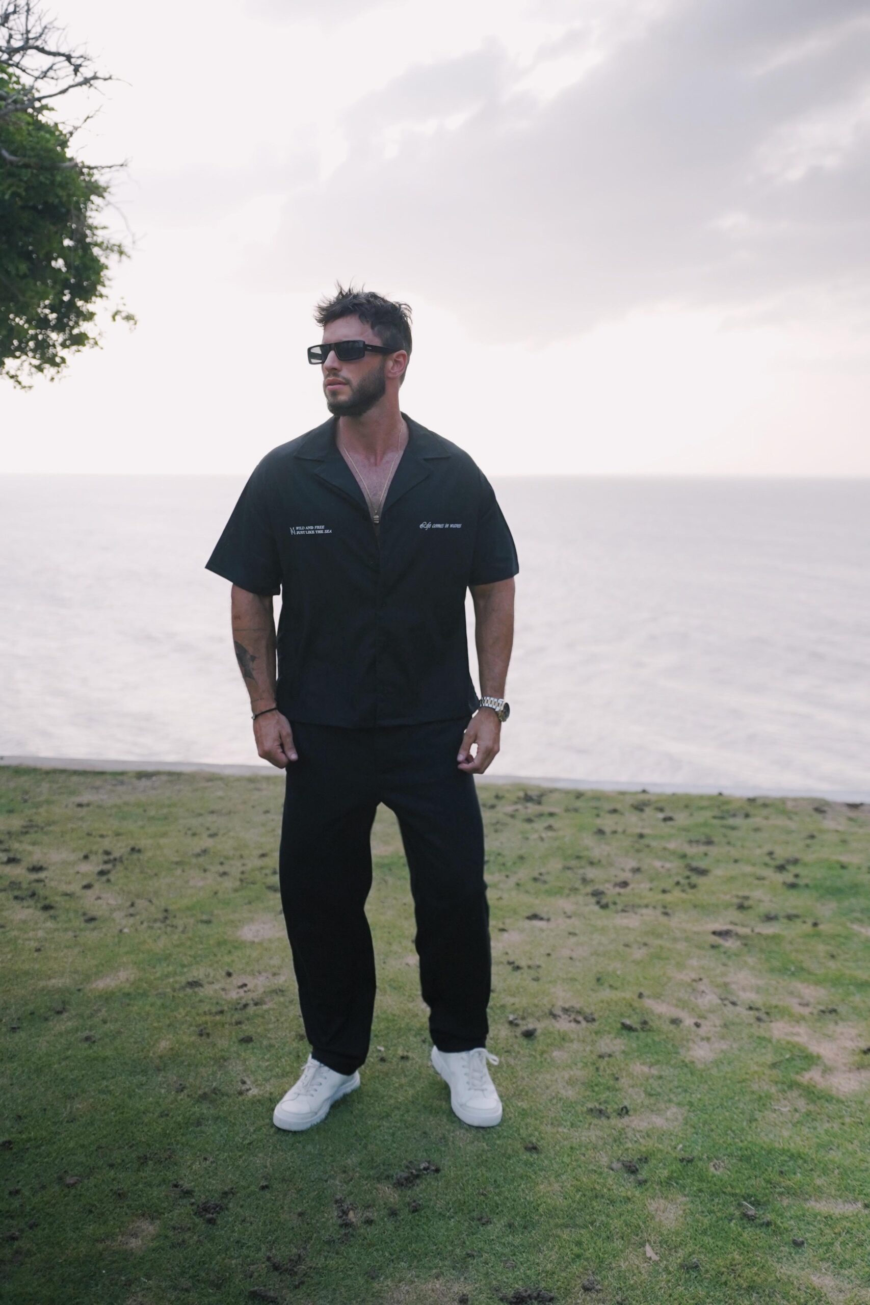 SET - SOUNDS OF THE SEA (BLACK EDITION)